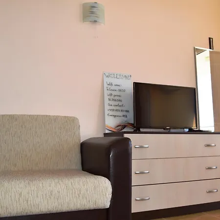 Apartament Bright With Parking & Pool