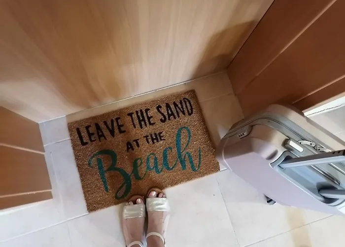 Bright With Parking & Pool *