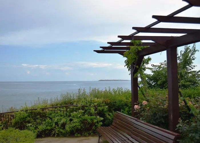 Bright With Parking & Pool Apartamento *